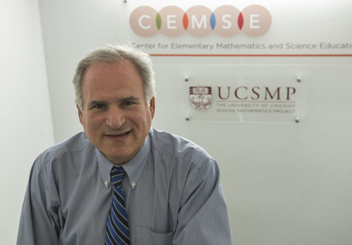 As chief mathematics and science officer for Chicago Public Schools, Martin Gartzman led an effort to 2003 to decrease algebra failure rates among CPS ninth-graders. Gartzman now is executive director of UChicago’s Center for Elementary Mathematics and Science Education. Photo by Robert Kozloff