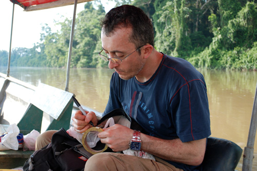 Jorge Celi helps unravel the mystery of the Napo River. Image courtesy of Kateryna Rybachuk. 