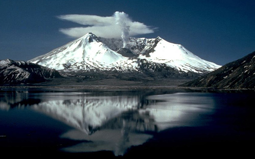 Mount St. Helens as it appeared two years after its catastrophic eruption on May 18, 1980. Image credit: U.S. Geological Survey