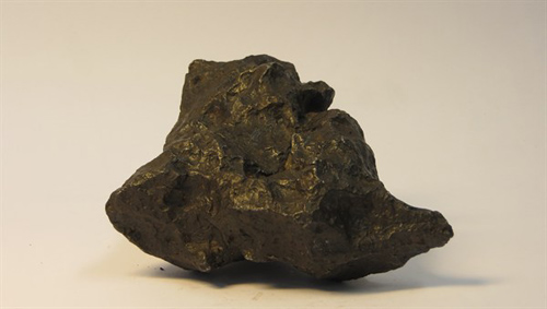 Fragment eines metallreichen Asteroiden. Image credit: DLR
