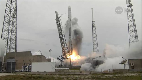 Start der Falcon-9-Rakete von Cape Canaveral. Image credit: DLR