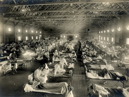 An emergency hospital in Camp Funston, Kansas, during the 1918 influenza epidemic. (Photo credit: Otis Historical Archives, National Museum of Health & Medicine)