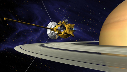 Das Cassini-Raumschiff schwenkt in einen Orbit um Saturn ein. Image credit: NASA