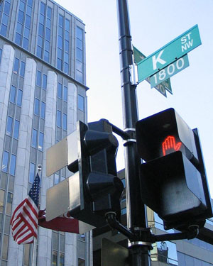 K Street NW at 19th Street in Washington D.C., part of downtown Washington's maze of high-powered lobbyists and law firms. Photo credit: Erifnam (Source: Wikipedia)
