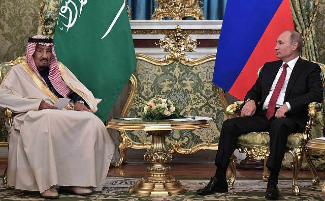 President Vladimir Putin with Saudi King Salman bin Abdulaziz. Photo credit: Kremlin.ru 
