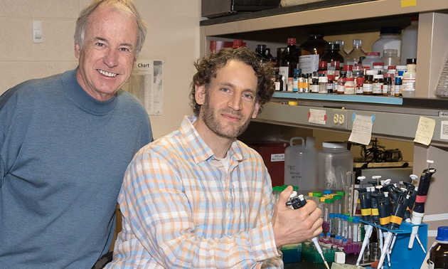 Stephen Martin (left) and James Sahn have discovered a new pain reliever that acts on a previously unknown pain pathway. Image credit: Stephen Martin 